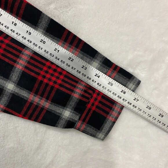 Tilley Flannel Shirt Mens XL Red Black Plaid Button Down Long Sleeve - Picture 10 of 13